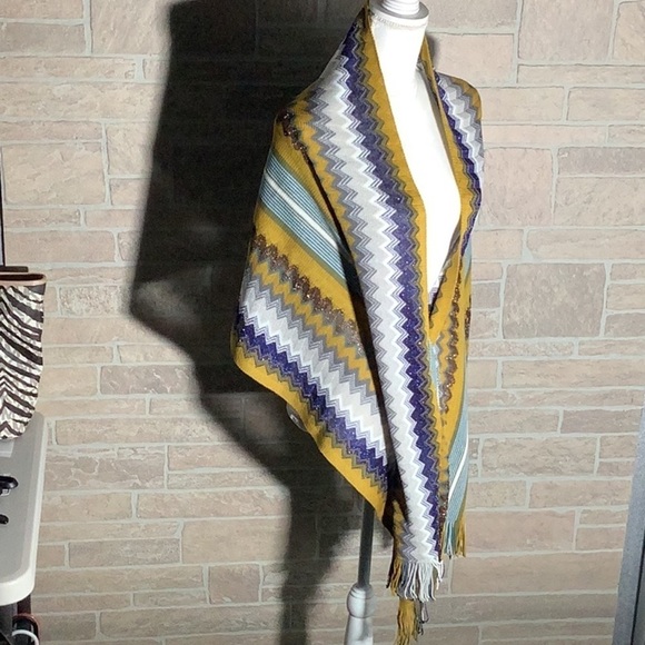 Missoni NEW - wide long lightweight chevron scarf or wrap - 40% wool and blends - Picture 3 of 7